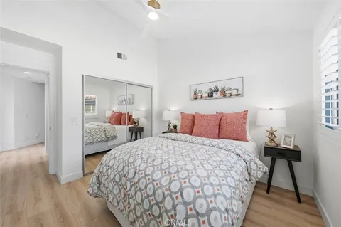 $1,849,000 | 718 South Catalina Avenue, Unit 4, Redondo Beach, CA 90277