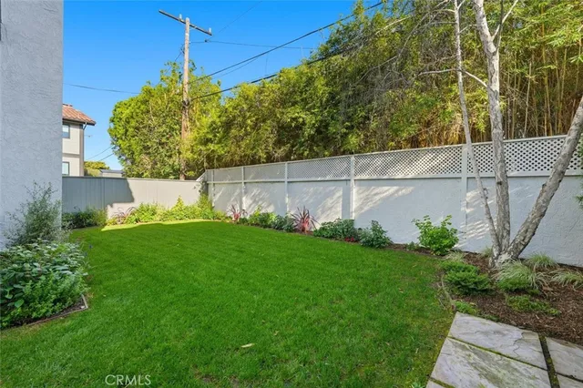 $1,699,000 | 718 South Catalina Avenue, Unit 4, Redondo Beach, CA 90277
