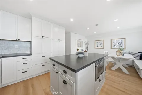 $1,849,000 | 718 South Catalina Avenue, Unit 4, Redondo Beach, CA 90277