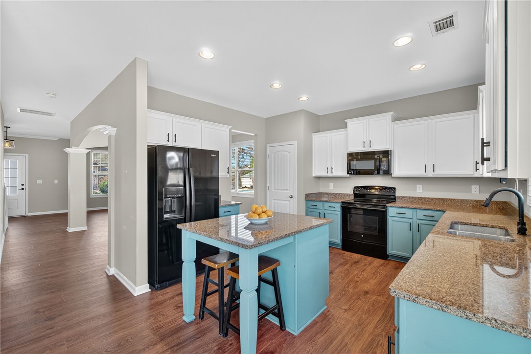 105 Amherst Way Easley, SC 29642 - Photo 11 of 46