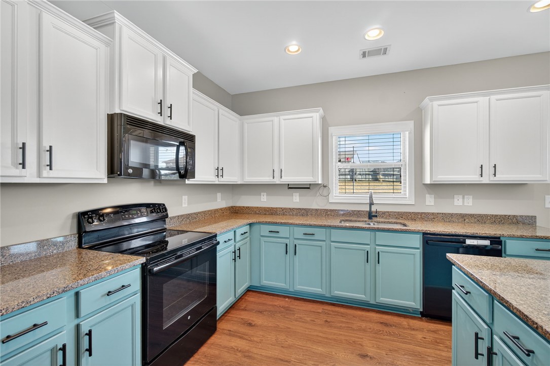 105 Amherst Way Easley, SC 29642 - Photo 13 of 46