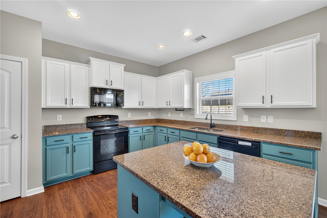 105 Amherst Way Easley, SC 29642 - Photo 15 of 46