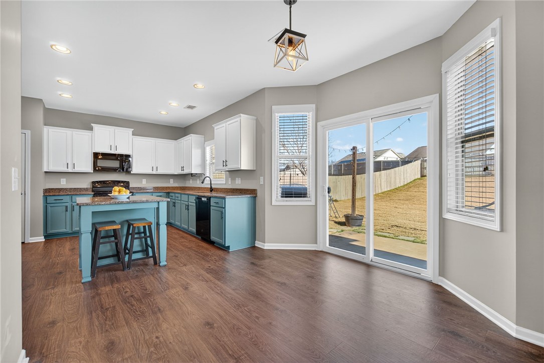 105 Amherst Way Easley, SC 29642 - Photo 17 of 46