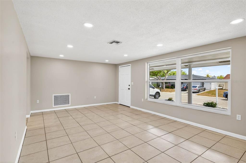 8915 Sterling Lane Port Richey, FL 34668 - Photo 6 of 28