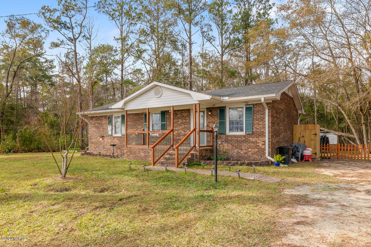 4124 Malpass Corner Road Burgaw, NC 28425 - Photo 3 of 26 3
