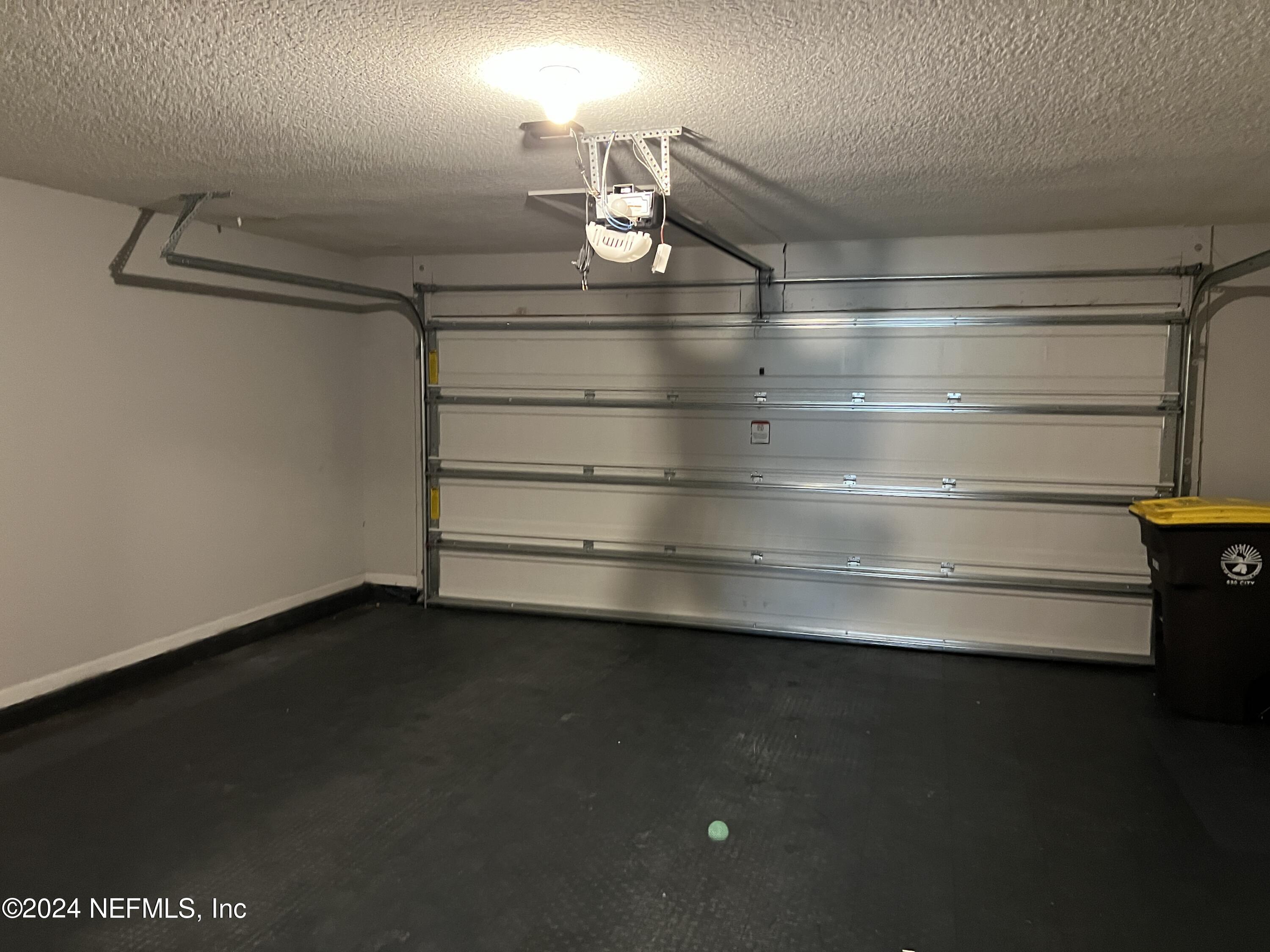 9664 Freefall Road Jacksonville, FL 32221 - Photo 9 of 20 Garage