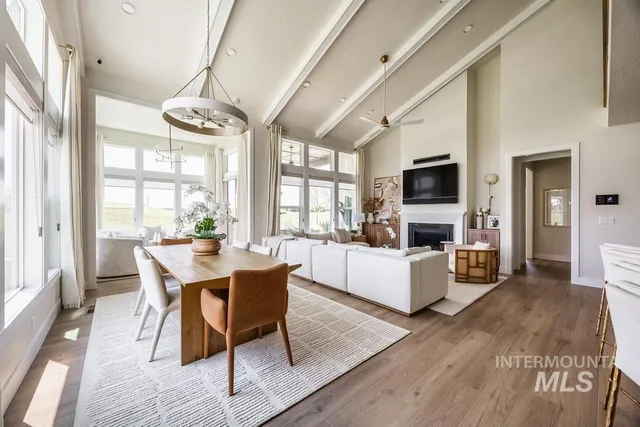 $853,900 | 1945 North Amanar Avenue, Eagle, ID 83616