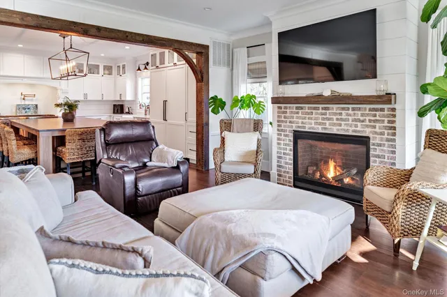 $1,675,000 | 17 Maple Avenue, East Moriches, NY 11940