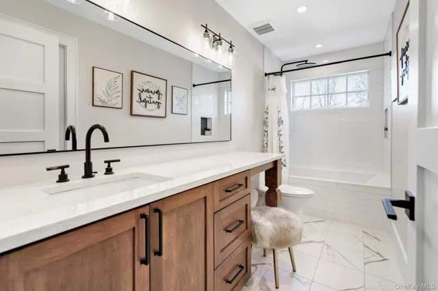 $1,675,000 | 17 Maple Avenue, East Moriches, NY 11940