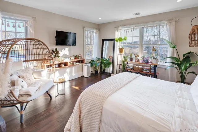 $1,675,000 | 17 Maple Avenue, East Moriches, NY 11940