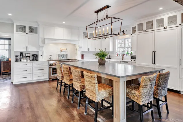 $1,675,000 | 17 Maple Avenue, East Moriches, NY 11940