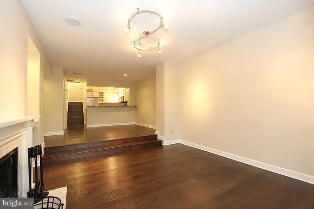 $2,500 | 18112 Windsor Hill Drive, Unit 104A, Olney, MD 20832