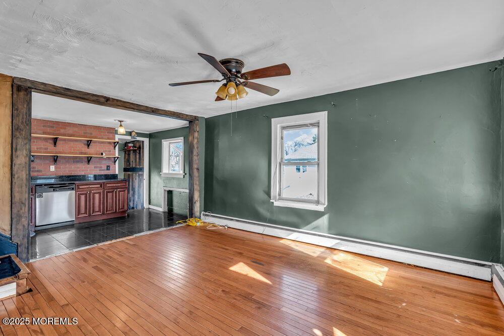 42 Wilson Avenue Matawan, NJ 07747 - Photo 6 of 16 010_dsc09192_980