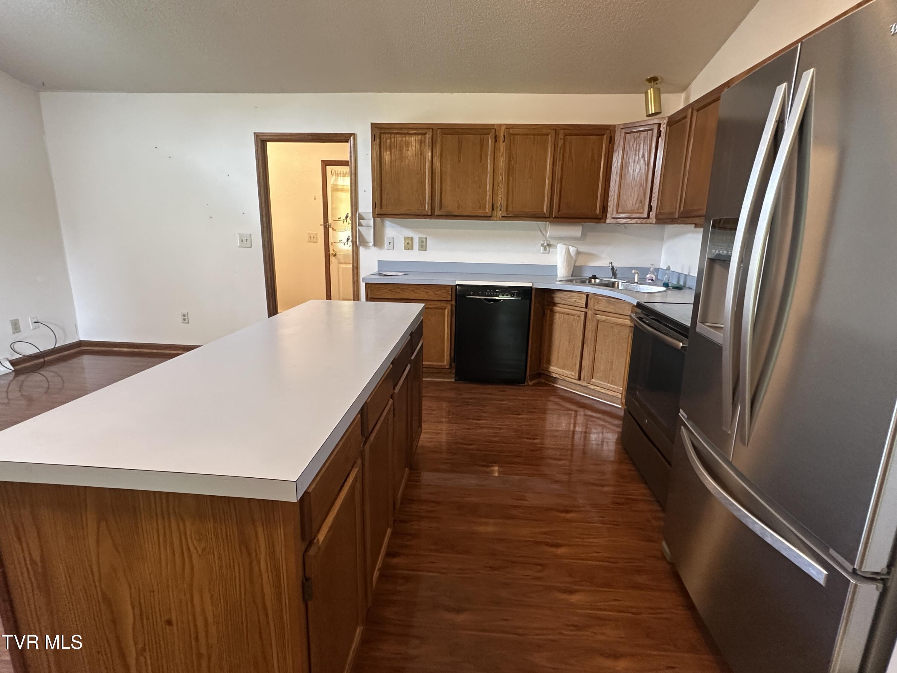 1726 Old Tusculum Road Greeneville, TN 37745 - Photo 11 of 38 IMG_4662