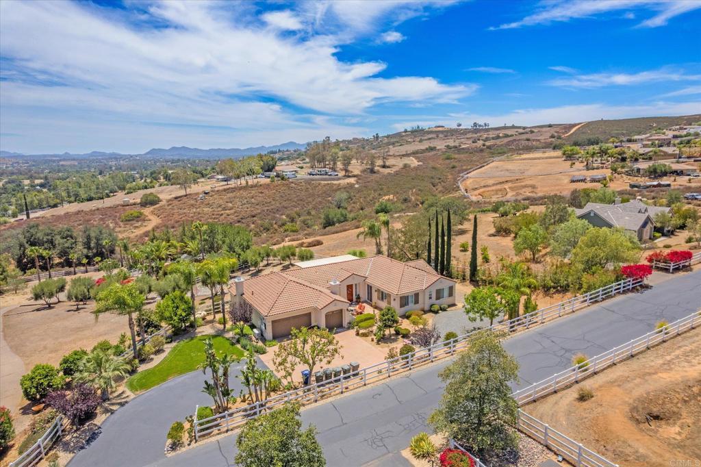 23131 Stokes Road Ramona, CA 92065 - Photo 9 of 62