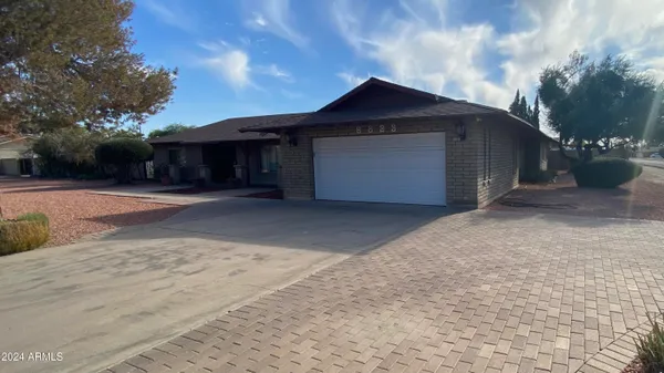$3,800 | 6823 West Union Hills Drive, Glendale, AZ 85308