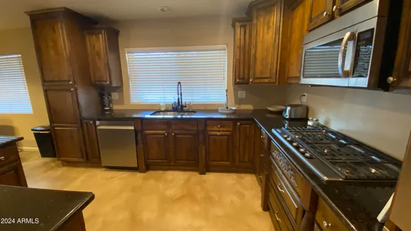 $3,800 | 6823 West Union Hills Drive, Glendale, AZ 85308