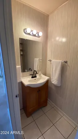 $3,800 | 6823 West Union Hills Drive, Glendale, AZ 85308