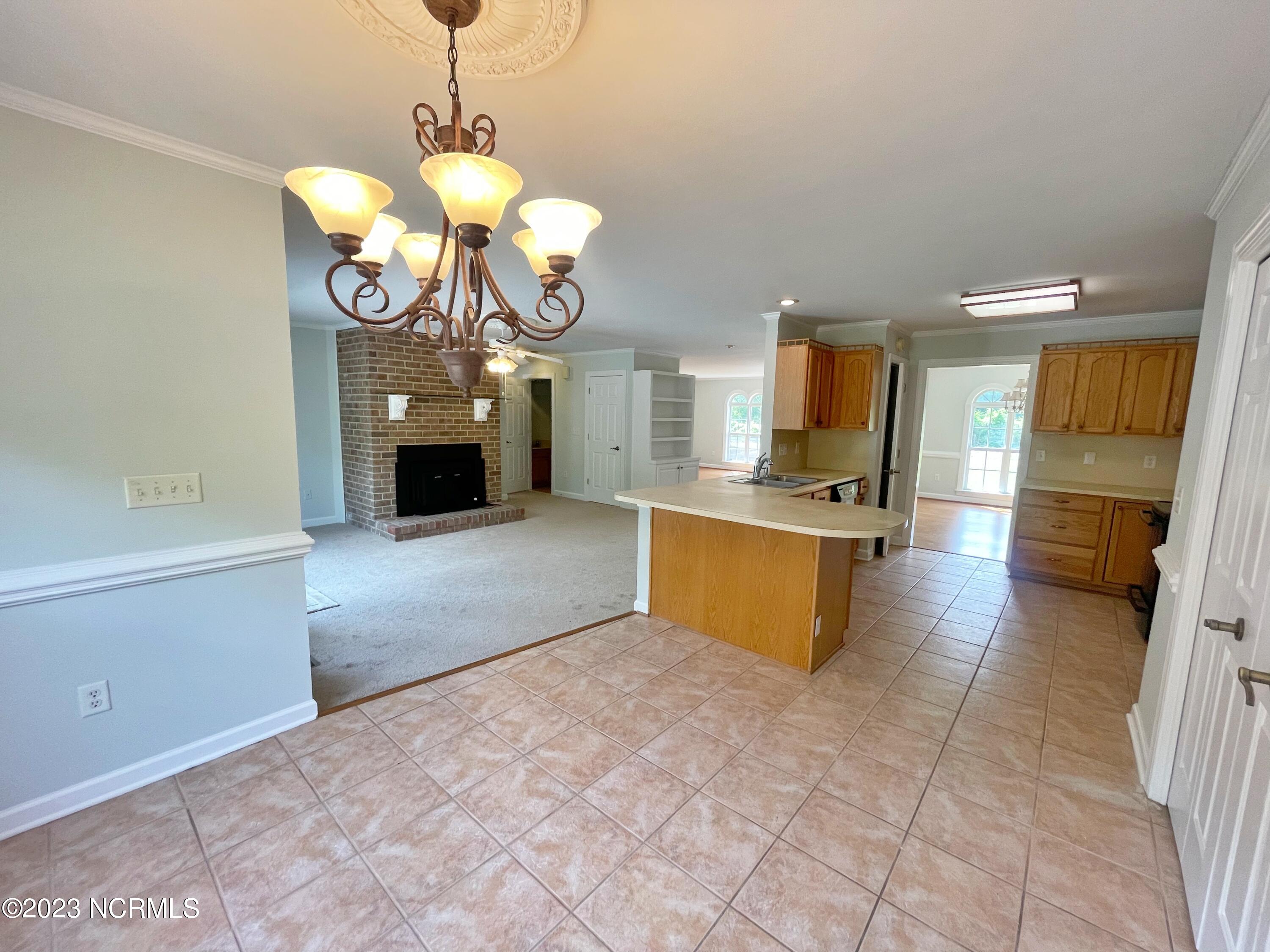 2047 Neuse Road Kinston, NC 28501 - Photo 5 of 49 LARGE OPEN DESIGN