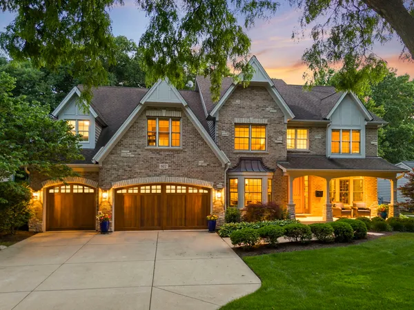 $1,995,000 | 817 Heatherton Drive, Naperville, IL 60563