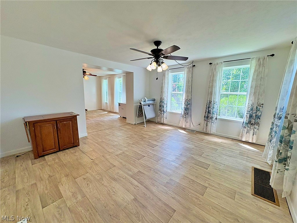 10677 Baumhart Road Amherst, OH 44001 - Photo 22 of 44