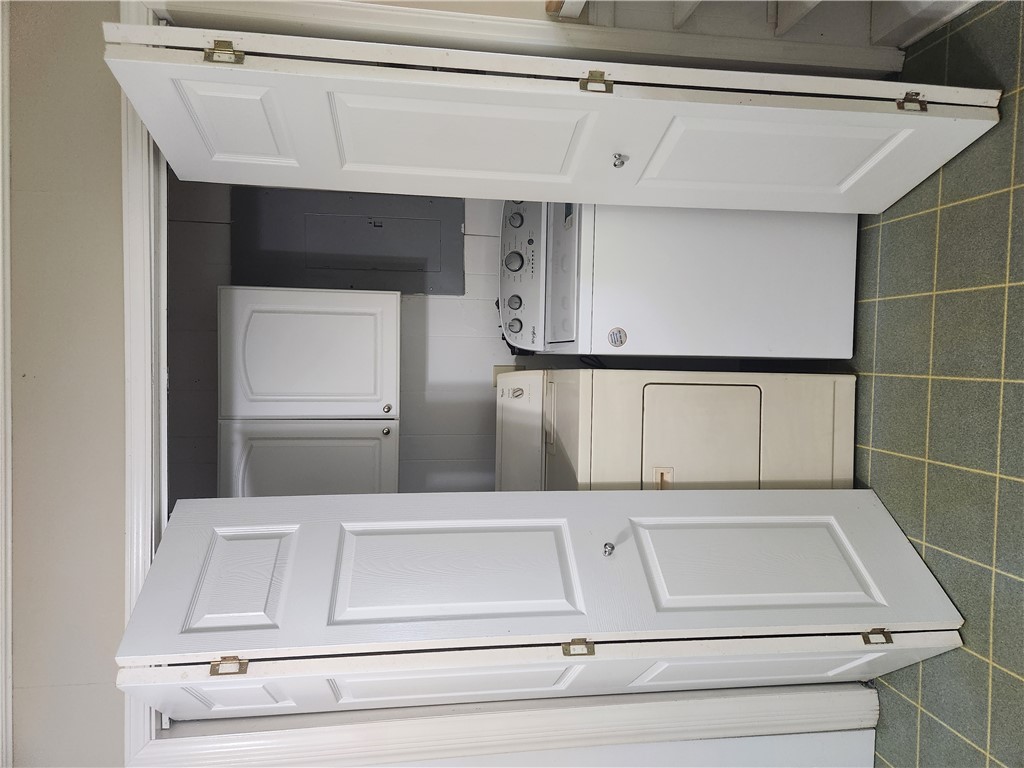 908 Chester Circle Pendleton, SC 29670 - Photo 15 of 25 Laundry