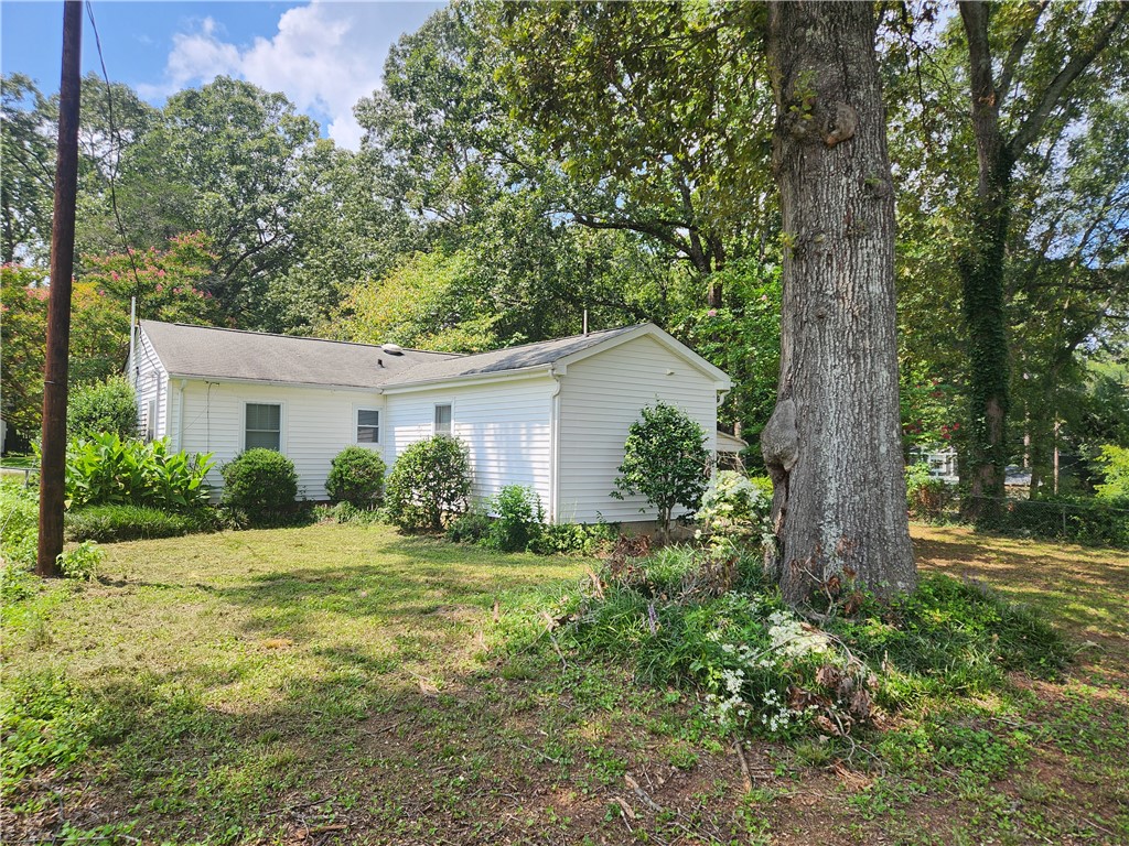 908 Chester Circle Pendleton, SC 29670 - Photo 23 of 25 Back