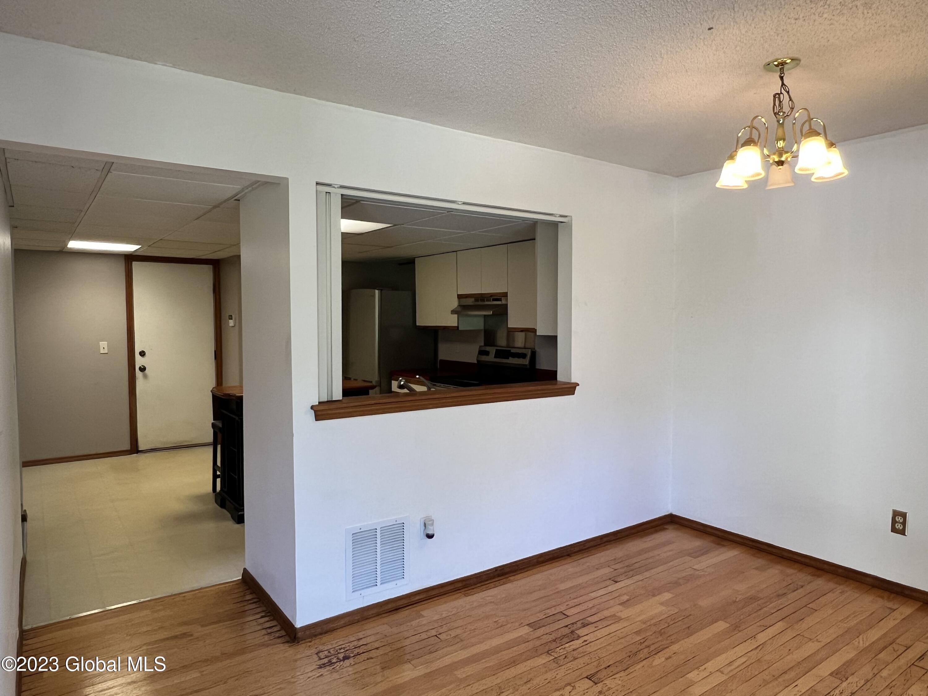 14 Heyden Road Troy, NY 12180 - Photo 11 of 36 IMG_8947