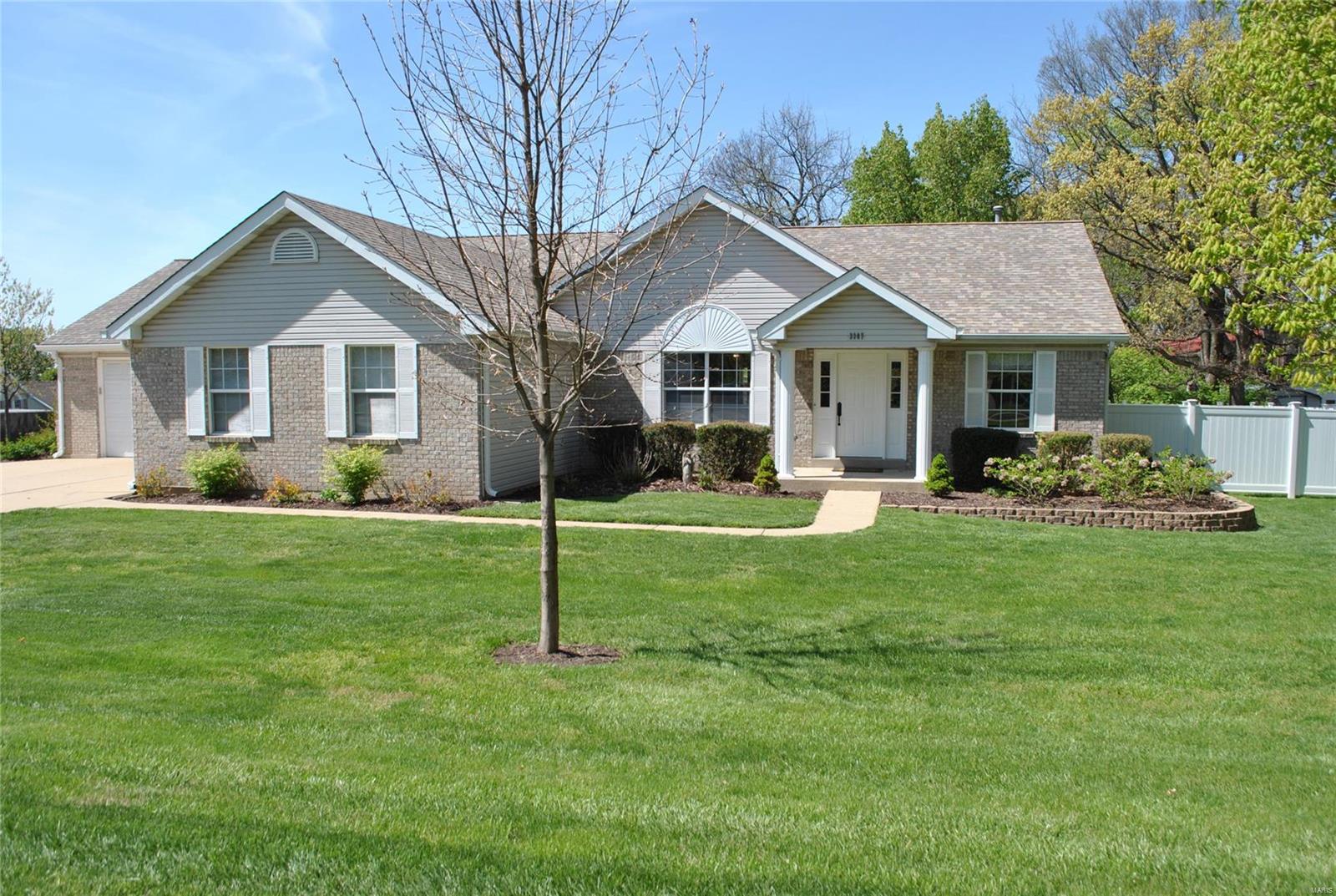 3387 Fee Fee Road Bridgeton, MO 63044 - Photo 2 of 43 Gallery Image 2