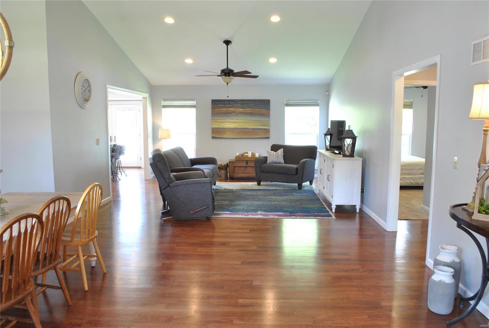 3387 Fee Fee Road Bridgeton, MO 63044 - Photo 12 of 43 Gallery Image 12