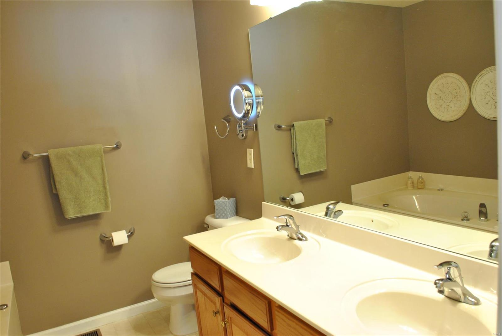 3387 Fee Fee Road Bridgeton, MO 63044 - Photo 22 of 43 Gallery Image 22