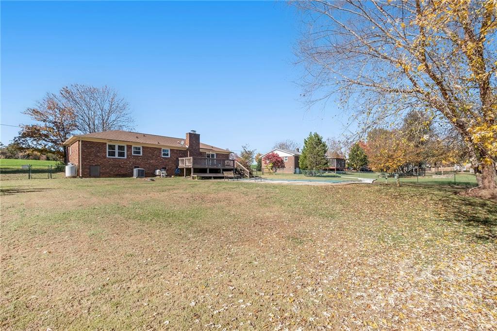 1710 Irish Potato Road Concord, NC 28025 - Photo 7 of 20 Gallery Image 7