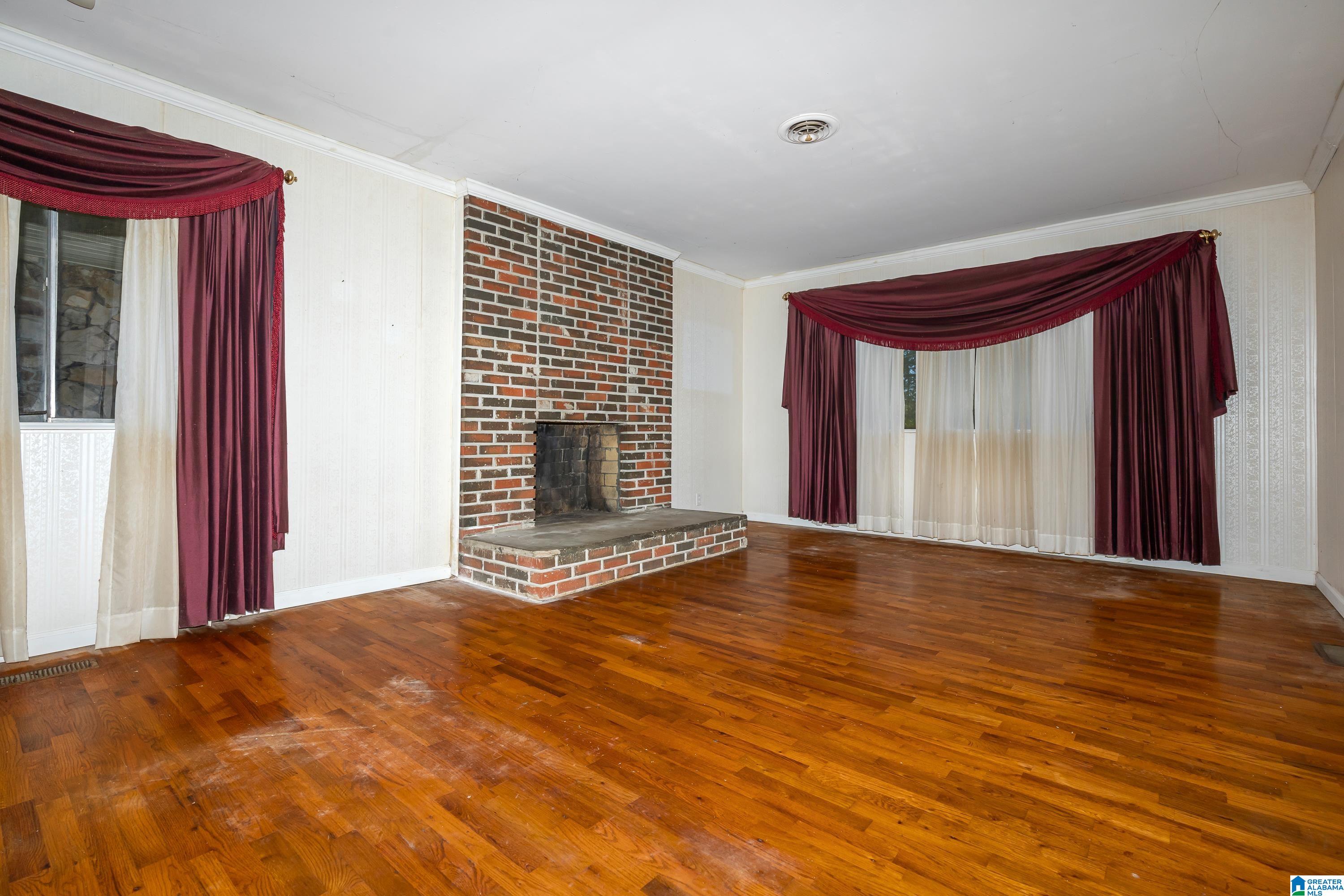 222 Russell Road Hayden, AL 35079 - Photo 7 of 49