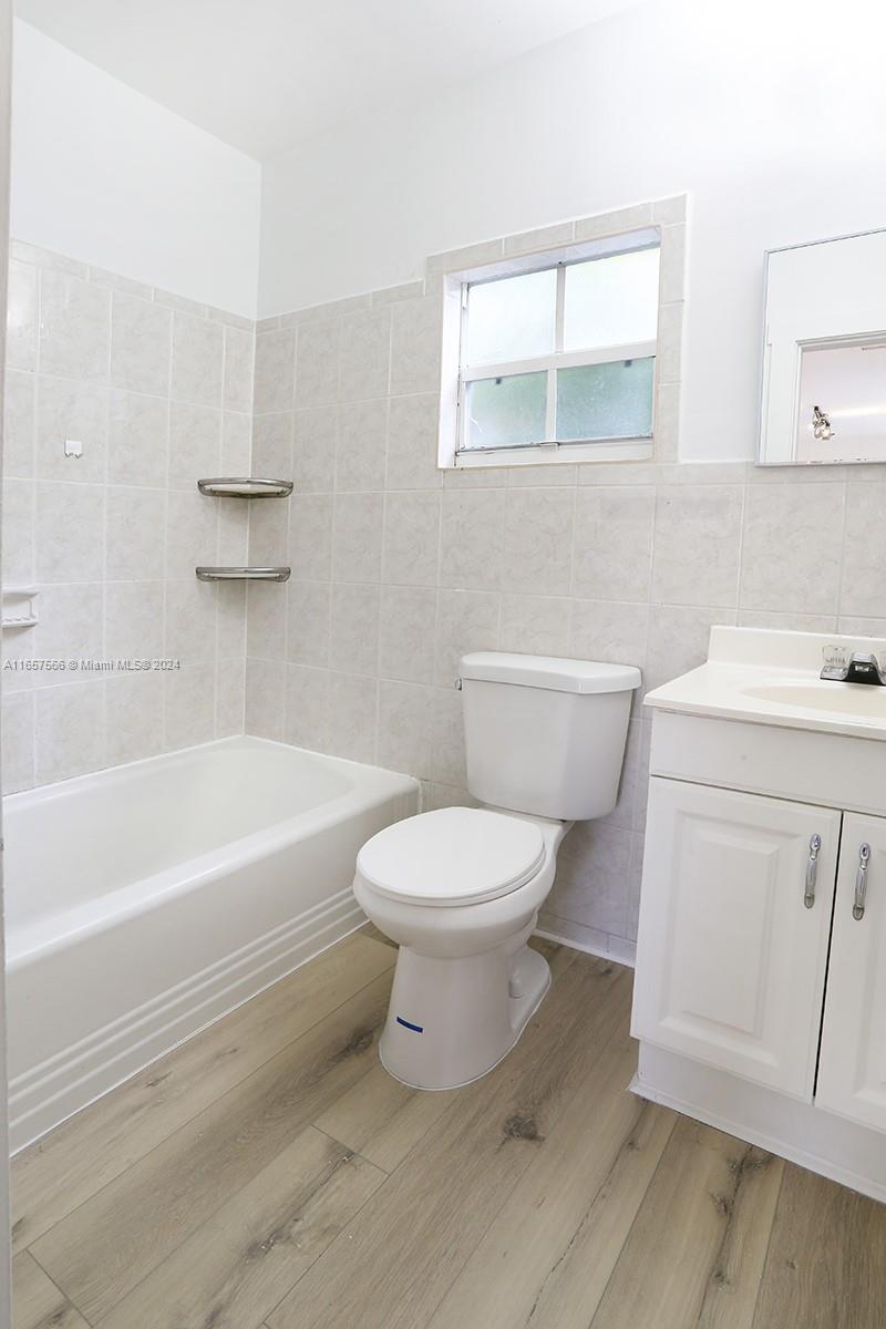 1111 Southwest 11th Street, Unit B Miami, FL 33130 - Photo 12 of 19