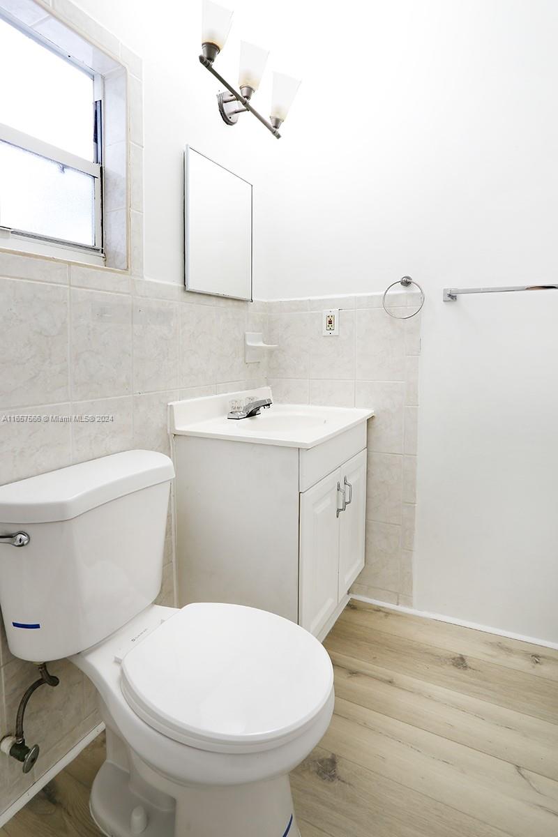 1111 Southwest 11th Street, Unit B Miami, FL 33130 - Photo 13 of 19