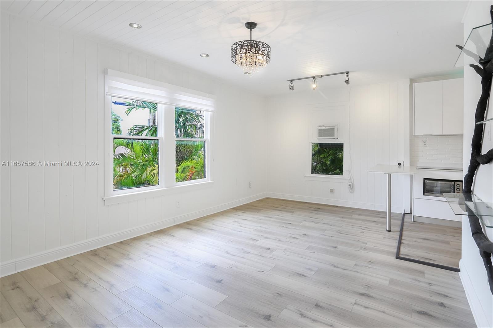1111 Southwest 11th Street, Unit B Miami, FL 33130 - Photo 4 of 19