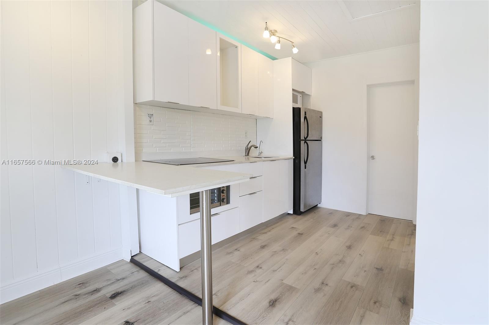 1111 Southwest 11th Street, Unit B Miami, FL 33130 - Photo 7 of 19