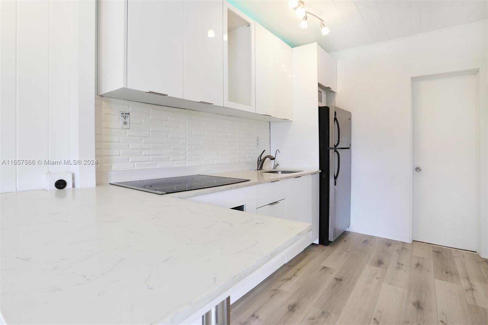 1111 Southwest 11th Street, Unit B Miami, FL 33130 - Photo 8 of 19