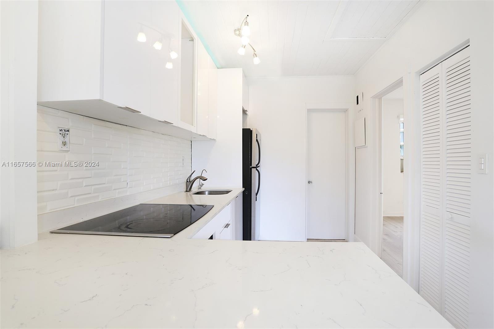 1111 Southwest 11th Street, Unit B Miami, FL 33130 - Photo 10 of 19