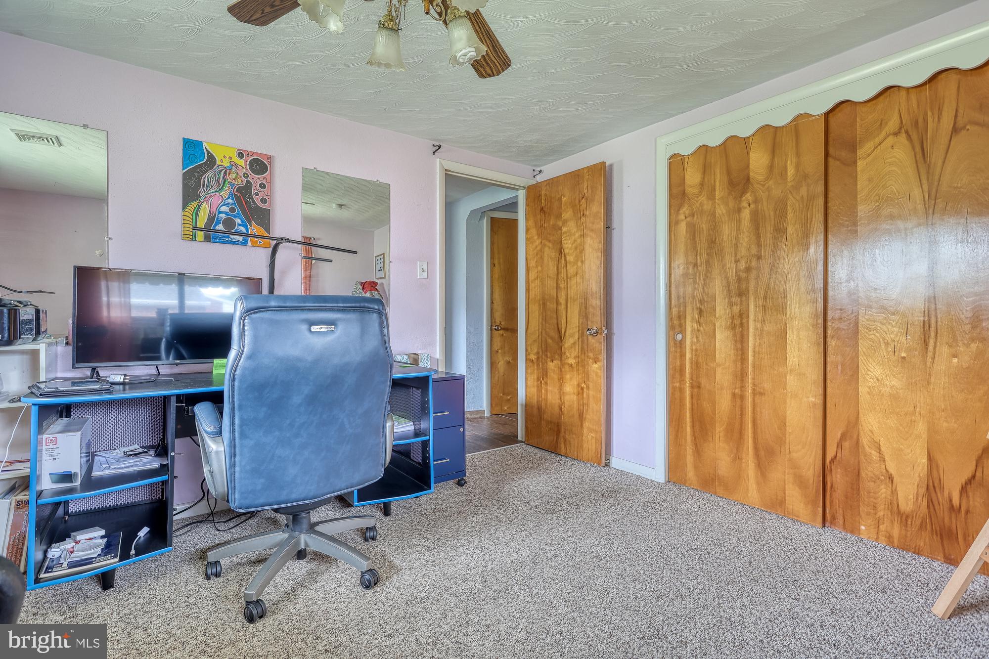 160 Homeland Road York, PA 17403 - Photo 17 of 44