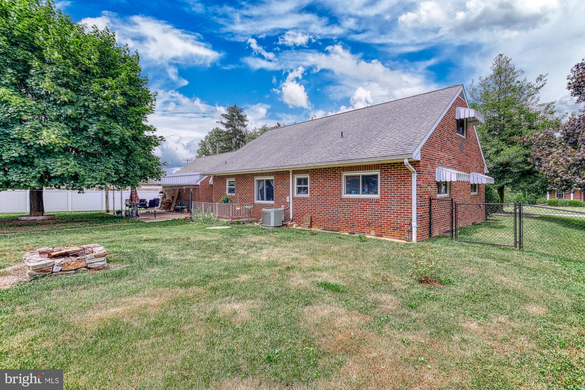 160 Homeland Road York, PA 17403 - Photo 6 of 44