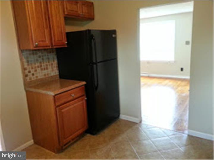 232 Willers Road Aston, PA 19014 - Photo 8 of 25 Kitchen