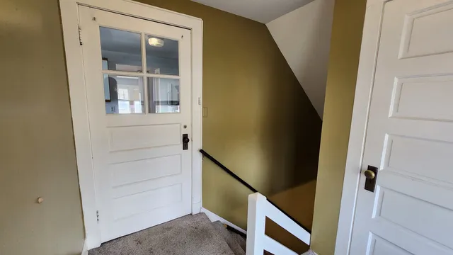 $1,400 | 228 South Church Street, Unit 1, Wauconda, IL 60084