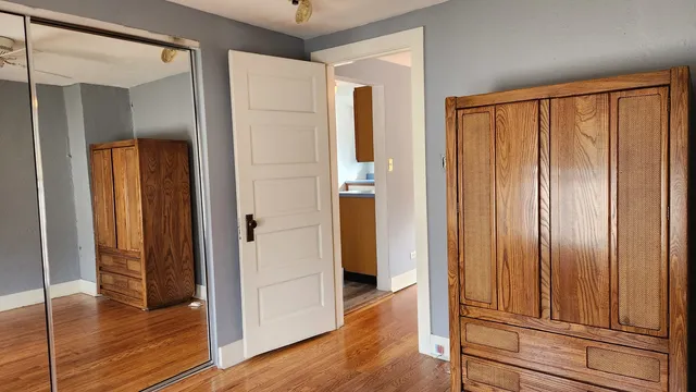 $1,400 | 228 South Church Street, Unit 1, Wauconda, IL 60084