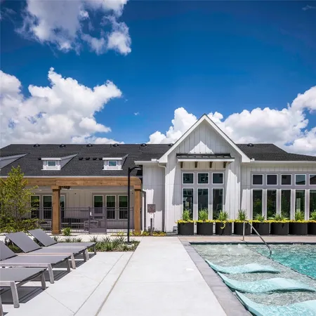 $1,635 | 13958 Cottingham Road, Unit 3205, Houston, TX 77048