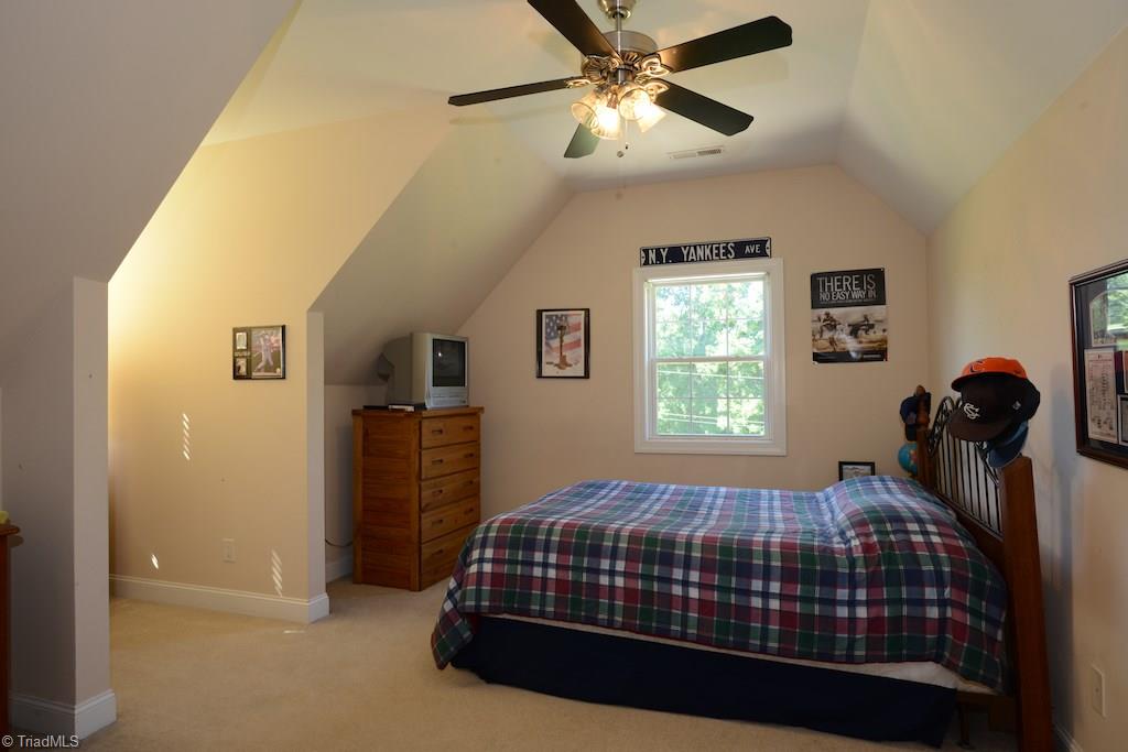 4337 Wallburg-High Point Road High Point, NC 27265 - Photo 15 of 29 Gallery Image 15