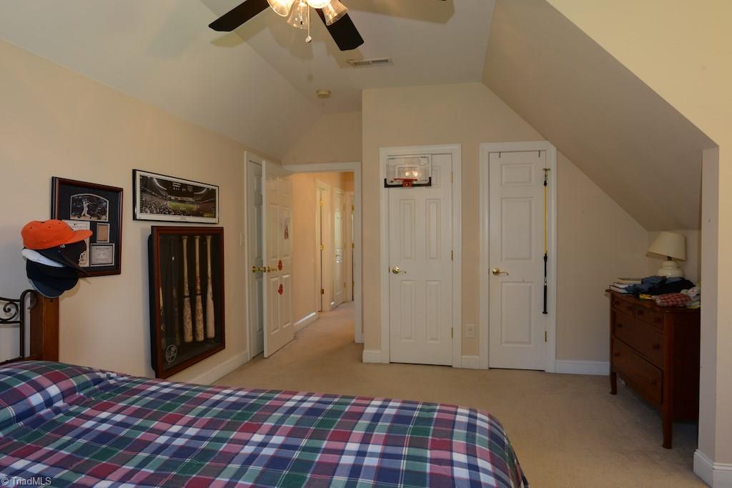 4337 Wallburg-High Point Road High Point, NC 27265 - Photo 16 of 29 Gallery Image 16
