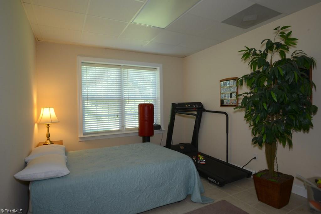 4337 Wallburg-High Point Road High Point, NC 27265 - Photo 24 of 29 Gallery Image 24