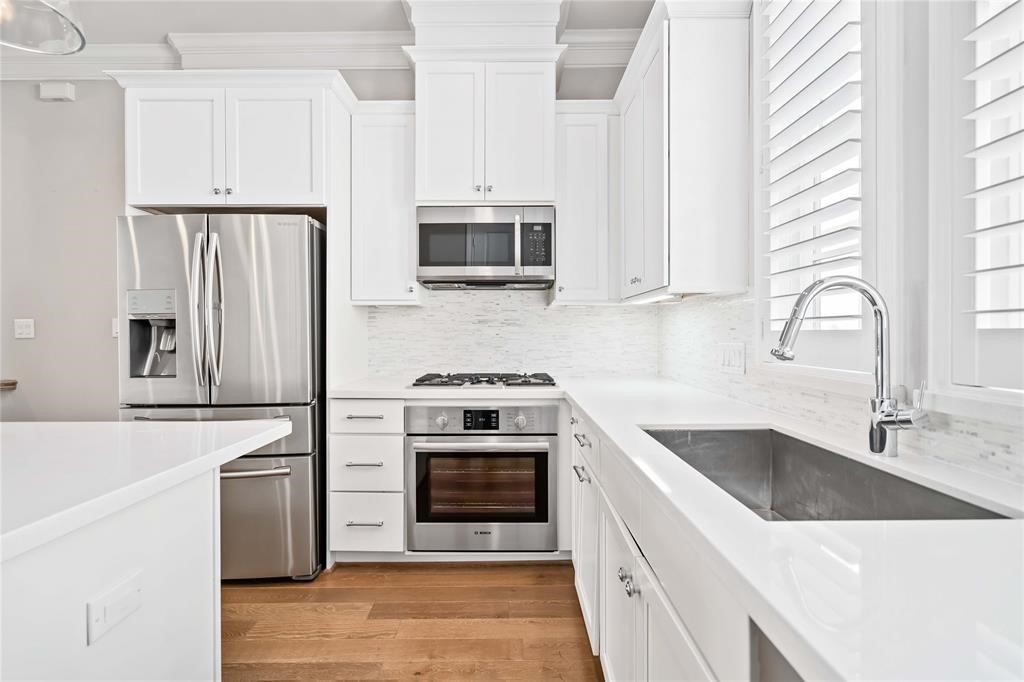 9658 Knight Road Houston, TX 77045 - Photo 5 of 19
