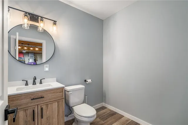 $535,000 | 2110 Chateau Place, Raymore, MO 64083